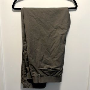 Banana Republic Slim Fit Green Chinos